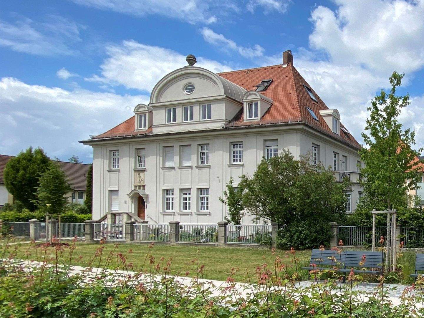 Einzigartiges Familienjuwel in denkmalgeschützter Jugendstil-Villa