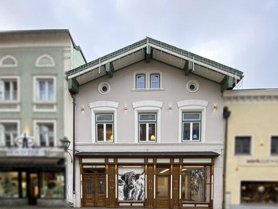 Historisches Stadthaus in der Altstadt von Laufen - Wohnen und Arbeiten in perfekter Harmonie