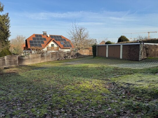 großes Grundstück mit viel Platz für Ihr Traumhaus