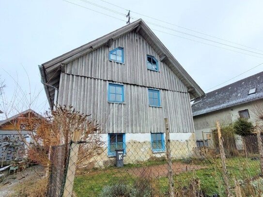 **Man braucht nicht viel um glücklich zu sein** Wohnung als Doppelhaushälfte mit Terrasse und Garten