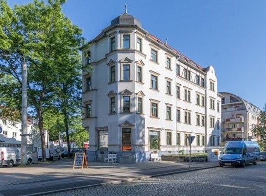 Renovierte 3-Raum Wohnung mit neuen Bodenbelägen.