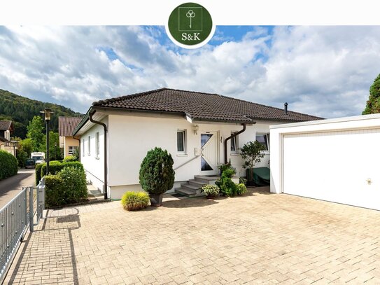 Bungalow mit idyllischem Garten und Blick ins Grüne