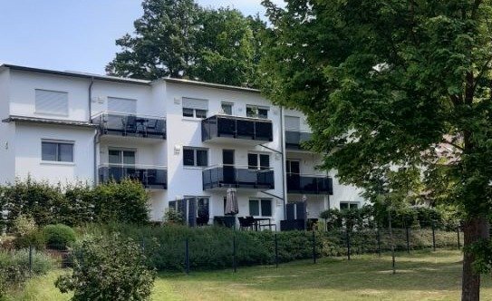 2-Zimmer-Wohnung mit Balkon und Einbauküche