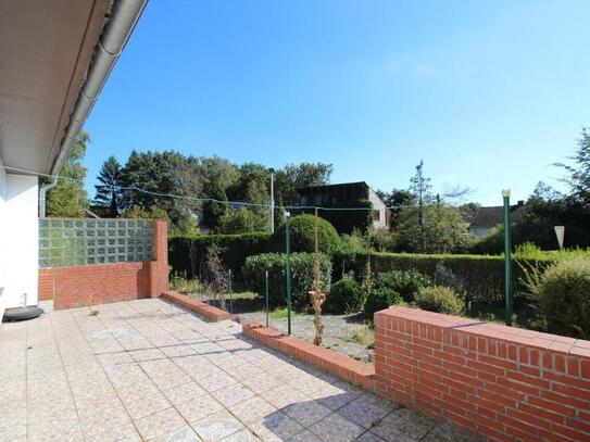 Endreihenhaus ( Ein- Zweifamilienhaus ) in sehr guter Lage von Ratzeburg mit Photovoltaikanlage, Carport, Garage und Vo…