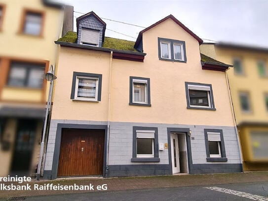 Leben Sie im Moseltal - Einfamilienhaus mit kleinem Garten, Garage und mehr....