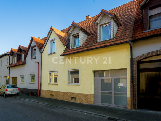 Großes 1-2-Familienhaus mit Garten