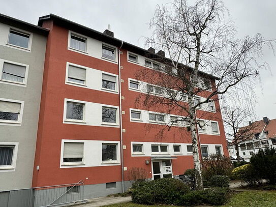 Frisch renovierte, helle 3-Zimmer-Wohnung mit EBK, großem Balkon und Garage in Toplage von Ingelheim