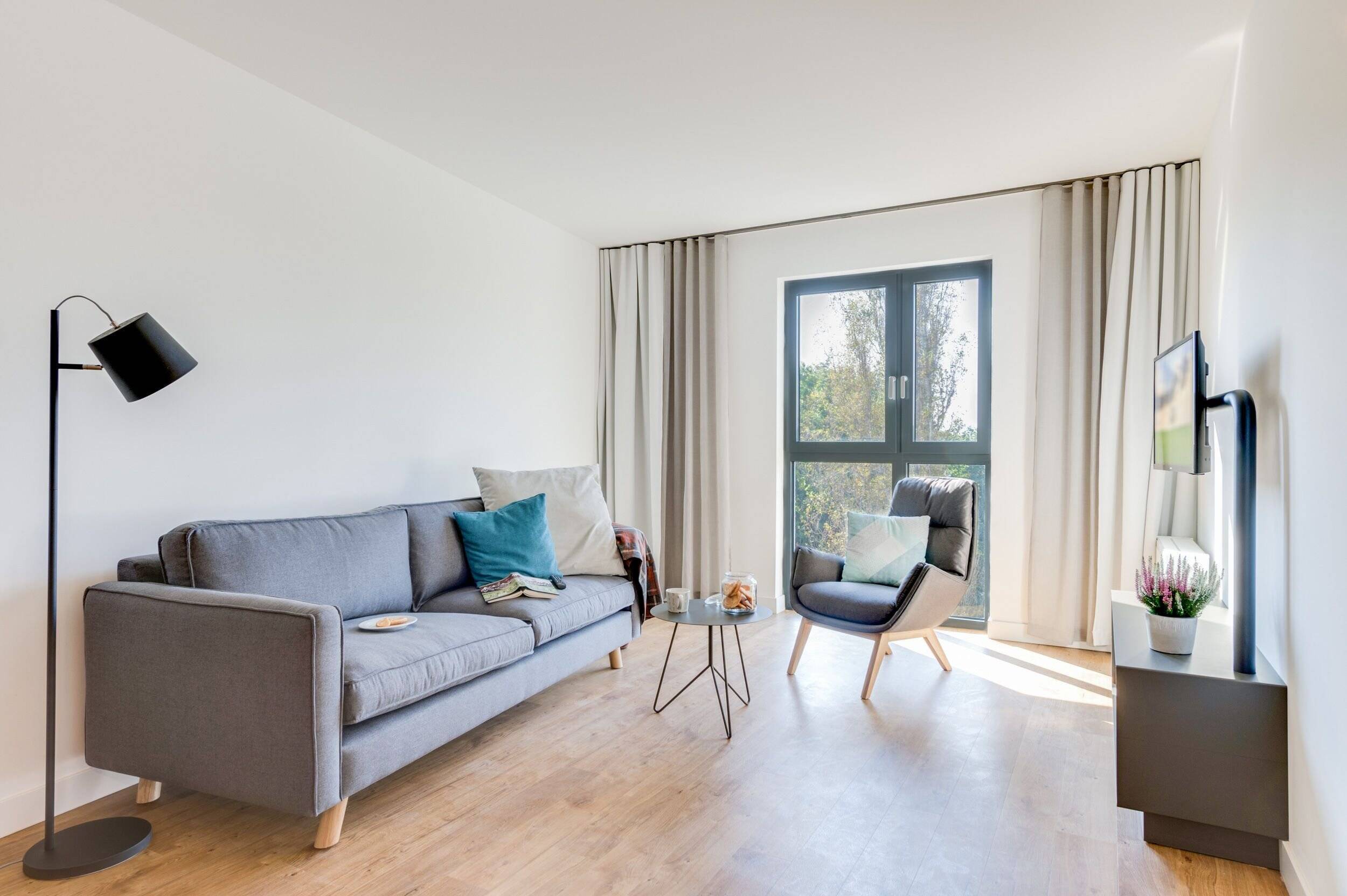 Komfortables Apartment mit separatem Schlafzimmer in Berlin - Foto 1