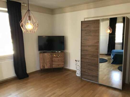 Elegantes Zimmer in einem Coliving-Apartment in Stuttgart