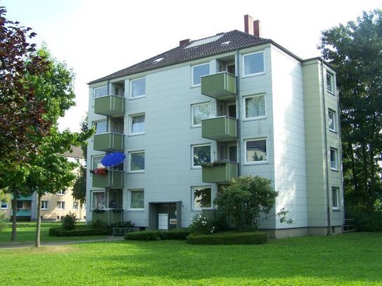 3-Zimmer-Wohnung im Erdgeschoss mit Balkon und Gartenmitbenutzung in Mönchengladbach