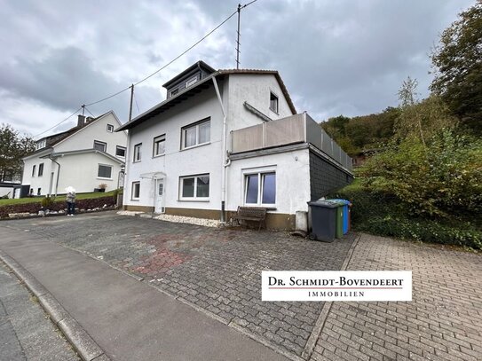 Gemütliches Ein- bis Zweifamilienhaus auf einem naturnahen Grundstück in Wilnsdorf-Wilden.