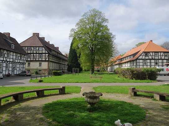 Schöne 3-Raum-Wohnung auf historischem Gutshof