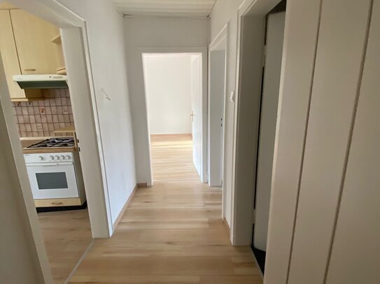 ***Altstadtwohnung: 2 Zimmer mit Balkon und EBK - PROVISIONSFREI