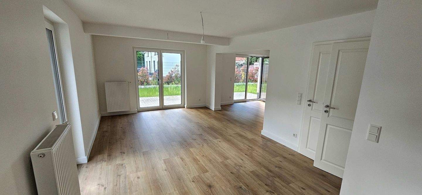 Leben wie im eigenen Haus – Stilvolle Maisonette mit Westterrasse