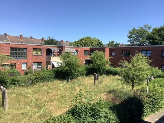 Ansprechende 2-Zimmer-Wohnung mit Balkon für Mieter ab 60