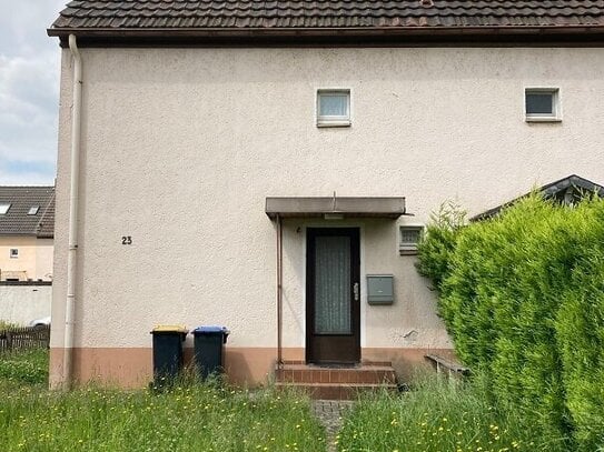 Doppelhaushälfte mit Garage in Duisburg-Buchholz