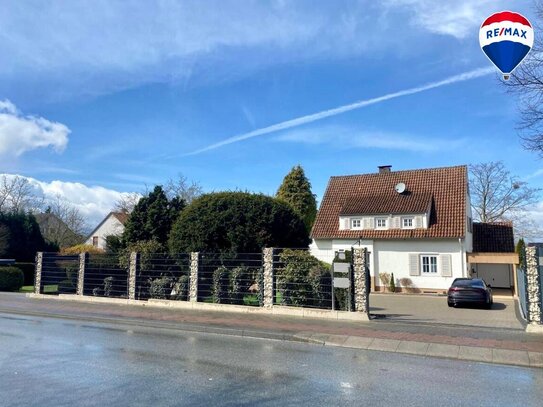 Charmantes 1-2 Familienhaus mit großzügigem Grundstück und Pavillon in Herford zu verkaufen