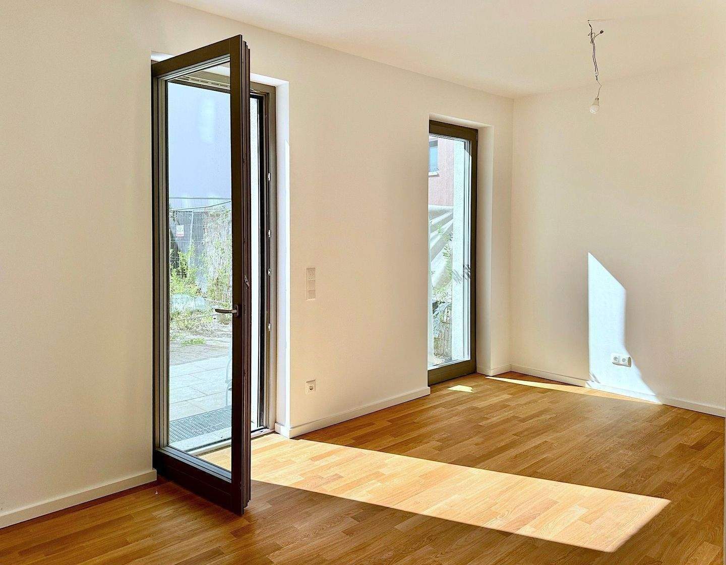 Erstbezug: Wohnung mit Südterrasse im Innenhof - Photo 1