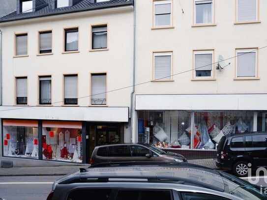 Wohn- und Geschäftshaus in zentraler Innenstadtlage von Neunkirchen