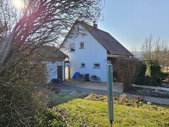 Ruhig und sonnig Wohnen im Vilstal - Gemütliches Wohnhaus mit ansprechendem Grundstück in herrlicher Wohnlage von Rieden