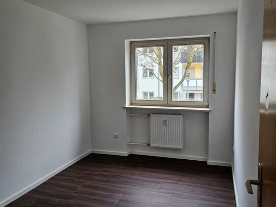 Schöne 3-Zimmer Wohnung, ca. 87 m² im 1. OG