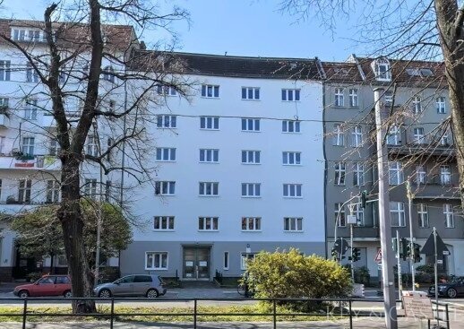 Profit-Garant in Moabit: Voll vermietetes Mehrfamilienhaus mit bevorstehendem Miet-Boost und Ausbaureserve