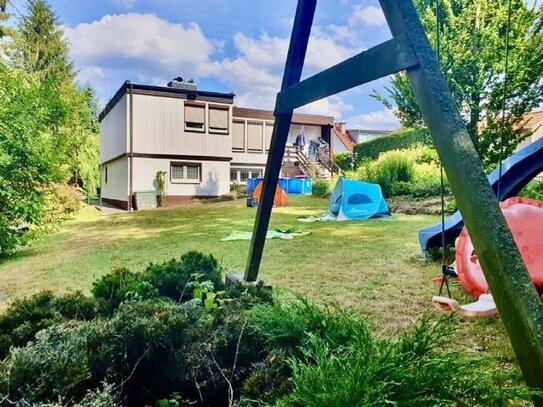 Naturjuwel im Grüntal (Stadtroda) - auf einem großen parkähnlichen Grundstück mit Scheune (auf Wunsch)