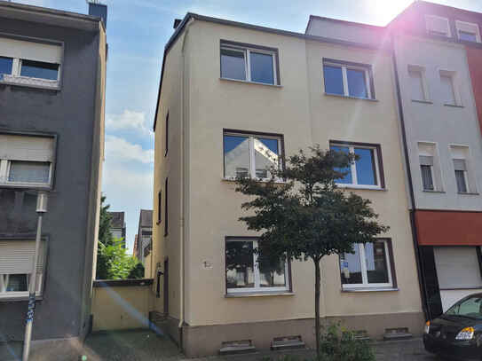 Kernsanierte Etagenwohnung mit Balkon in der Hammer Innenstadt!