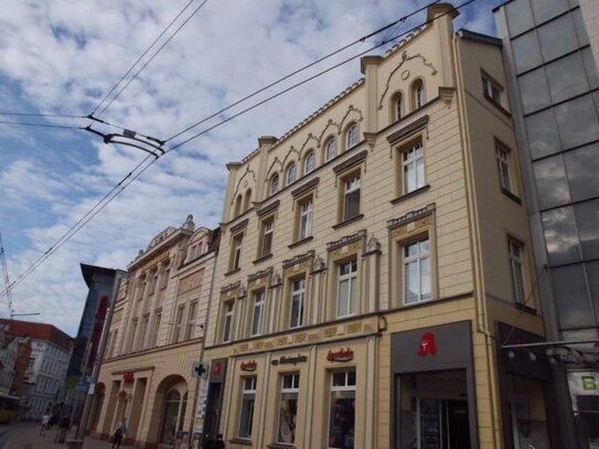 Große renovierte 2-Zimmer-Wohnung mit Balkon, Marienplatz, 19053 Schwerin