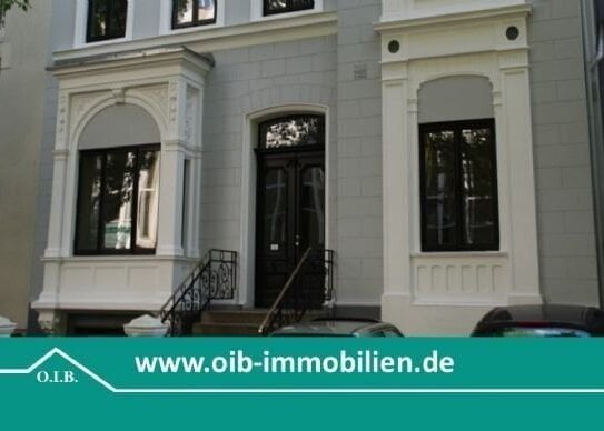 ## BESICHTIGUNG SAMSTAG 12 UHR ## Im Altbremer Haus, 1Zi., EG, Terrasse, Laminat, DU, EBK neu ##