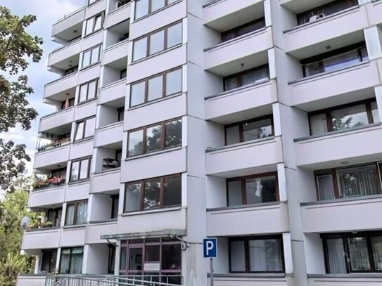 Helle 4-Zimmer-Wohnung mit 2 Balkonen in zentraler Lage von Eislingen