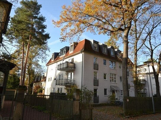 Schicke 3-Zi-ETW mit Balkon, TG, EBK im Villenviertel Klotzsche