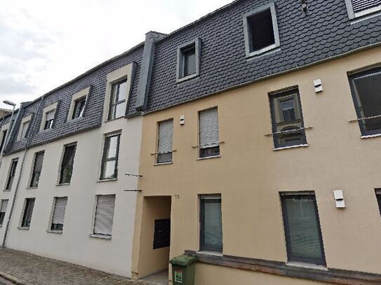 2-Zimmer-Erdgeschoss mit Terrasse und Tiefgaragenstellplatz in zentrumsnaher Lage, Hindenburgstr.