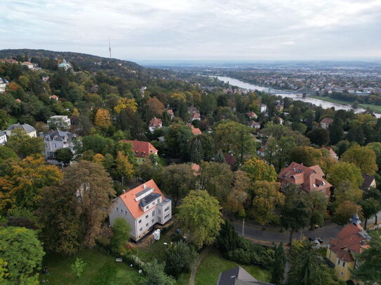 Erstbezug - HiTech trifft Altbau in völliger Ruhe