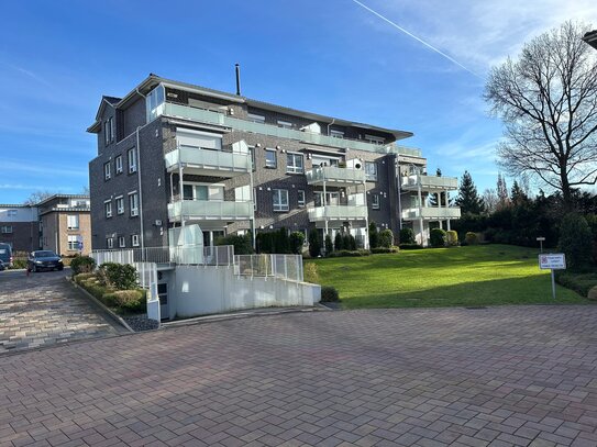 Schöne 3 Zimmer Wohnung mit Balkon und Garage in Am Gertrudenhof-Quickborn