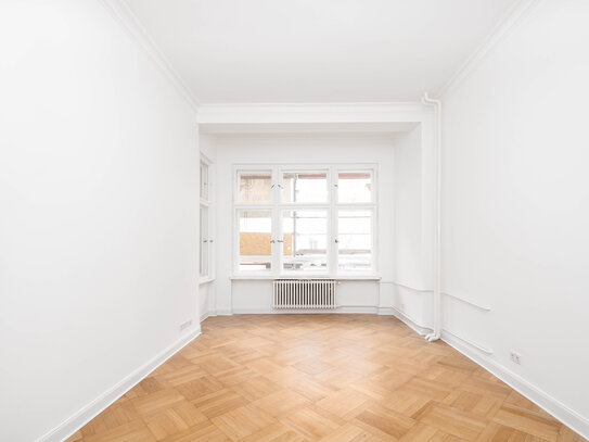 1-Zimmer-Wohnung in Berlin-Charlottenburg kaufen - frisch sanierter Altbau!