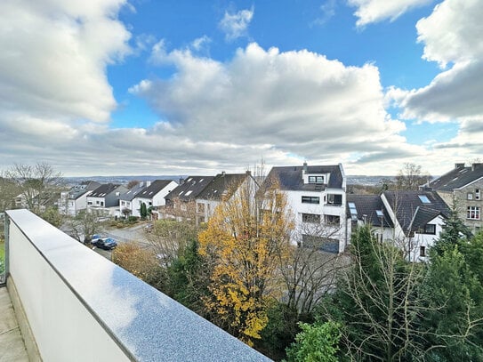 Sonnige Wohlfühl-Wohnung mit toller Aussicht in Stiepel