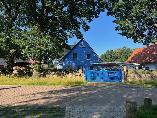 Das blaue Friesenhaus in sehr ruhiger Lage im Ostseeheilbad Zingst