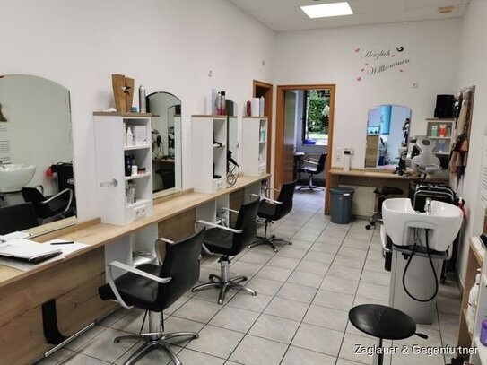 Pfiffig ! 42 m² - Eingeführter Friseurladen, auch Büro oder Praxis in Deggendorf-zentrumsnah*****