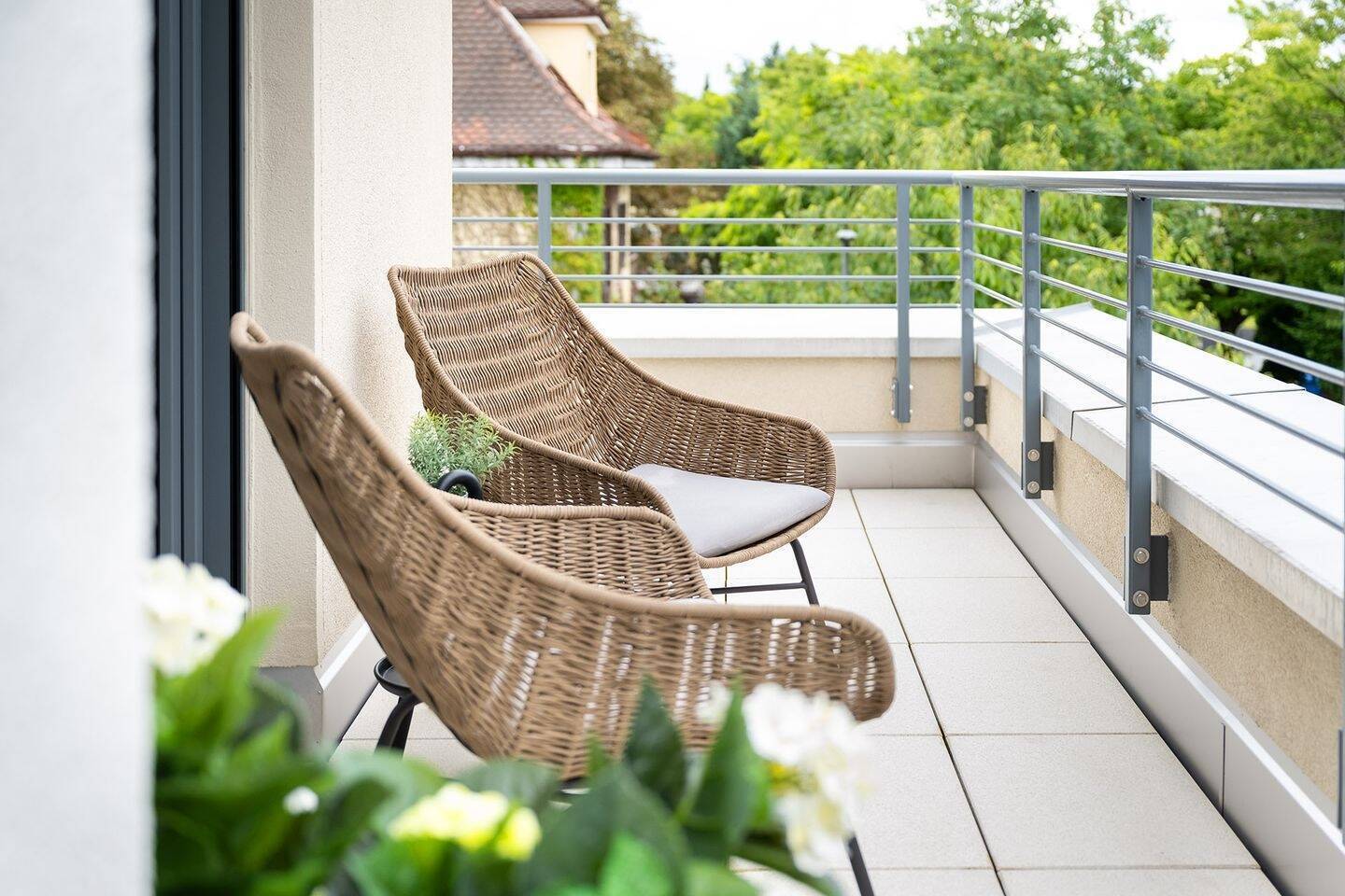 Obermenzinger Beletage: Faszinierendes Penthouse mit umlaufender XXL-Dachterrasse - sofort beziehbar