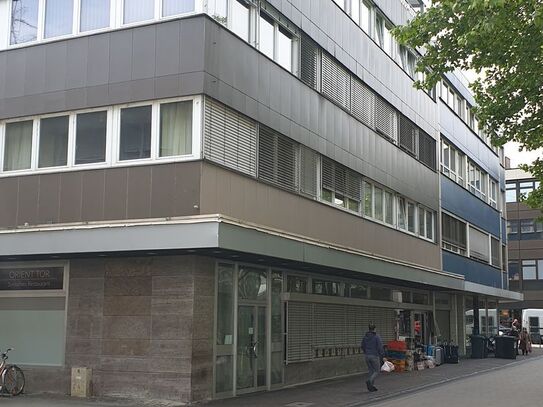 Geräumige 3 Zimmerwohnung im Zentrum von Rüsselsheim