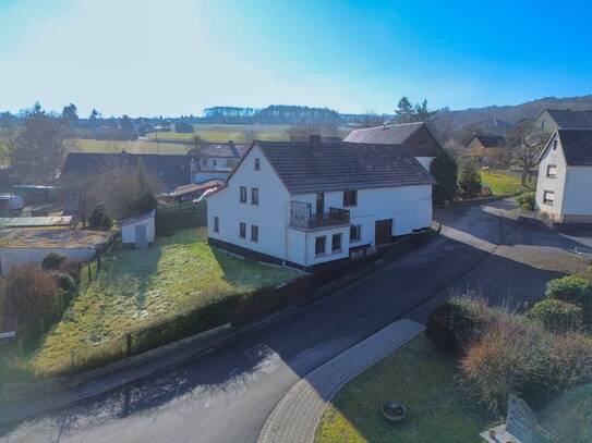 Gepflegtes Bauernhaus mit Scheune und viel Potenzial im ruhigen OT Horhausen!