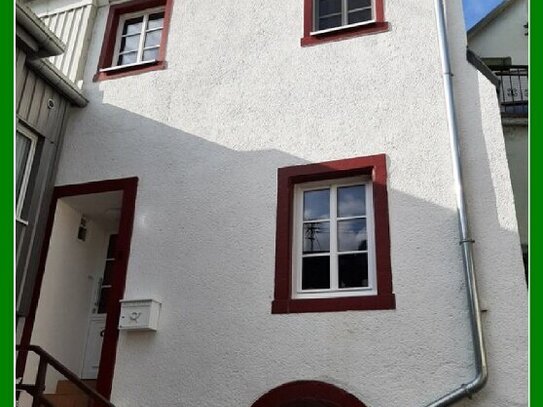 *** Nostalgisches Haus -modernisiert- an Weinberg und Mosel ***