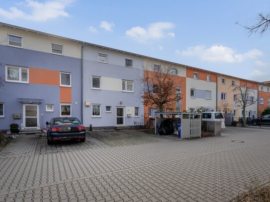 *ANGEBOTSVERFAHREN Das perfekte Zuhause für Ihre Familie: Modernes Reihenmittelhaus in bester Lage*