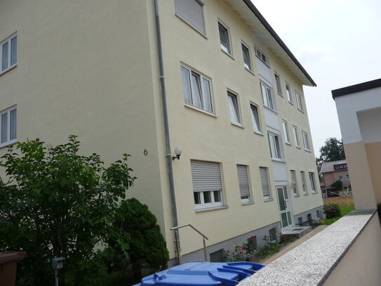 Attraktive 3 Zimmer Wohnung, WG geeignet, zentrumsnah mit Stellplatz