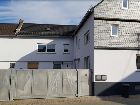 Haus in Hunzel mit Einliegerwohnung, bei Vermietung Mieteinnahmen von 2.000,00€ möglich