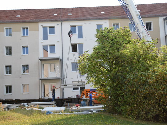 2-Raum-Wohnung mit Balkon im Altbau