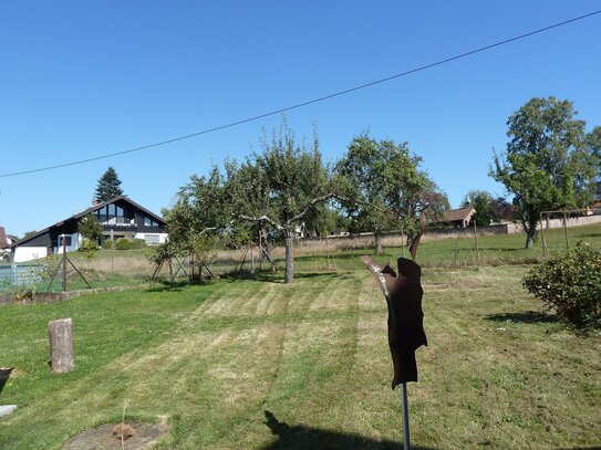 Gelegenheit... eines der letzten Baugrundstücke in Engelsbrand, vielseitig bebaubar in ruhiger, sonniger Lage