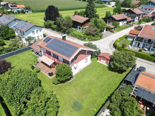 Modernisiertes Einfamilienhaus, sonnige ruhige Lage bei Traunstein. Ideale Wohnoase -PROVISIONSFREI-