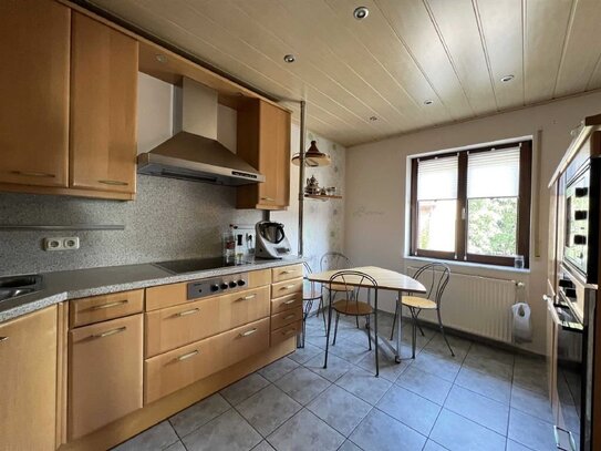 Top geschnittene Maisonette-Wohnung mit Terrasse und Balkon in ruhiger Lage von Nackenheim